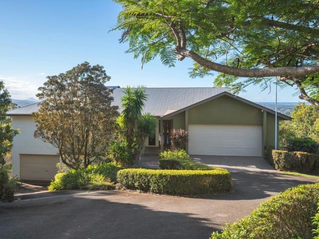 Spectacular Ocean Views. Blue Chip Position. An Unrepeatable Opportunity