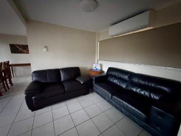 Ocean View Ground Floor Retreat, Steps from Airlie Beach