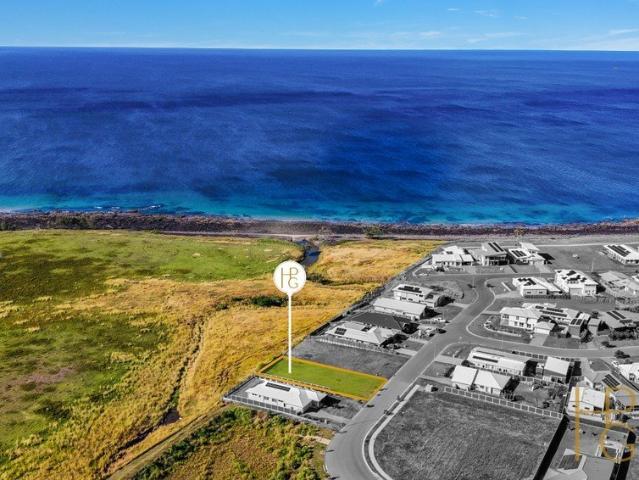 Spectacular Ocean Views on the Southern Tip of the Great Barrier Reef