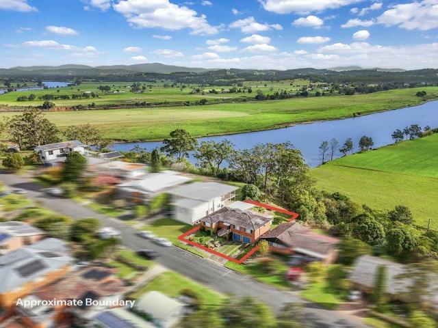 Spectacular River & Rural ViewsÂ from Exclusive Ritchie Crescent