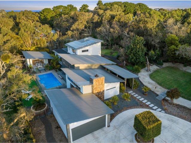 Spectacular Secluded Haven