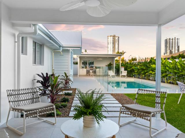 Spectacular single level home, only 450 m to Burleigh Beach