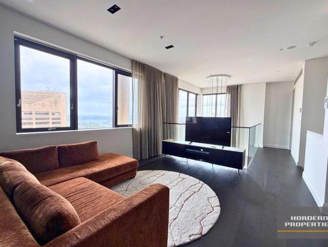 Spectacular Split level Furnished Penthouse in Prestigious Hordern Towers