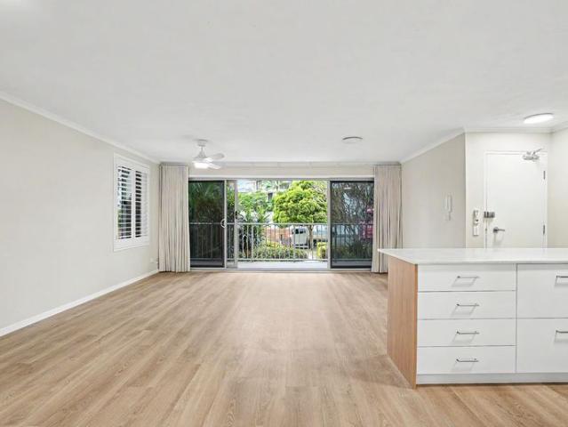 Spectacularly Renovated, One Block from the Beach — Broadbeach Doesn't Get Better Than This