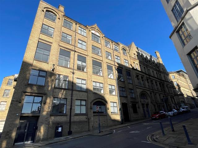 Spectrum House, East Parade, Bradford BD1, 1 bed flat to rent, £750 pcm | PrimeLocation