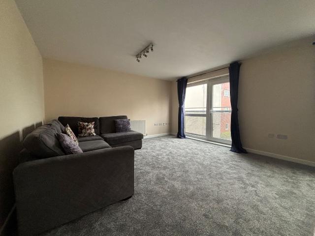Spectre Court, Hatfield AL10, 2 bed flat to rent, £1,550 pcm | PrimeLocation