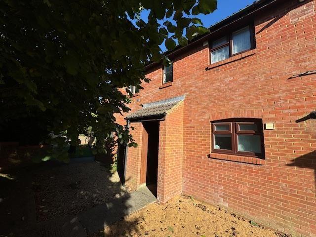 Speedwell Close, Swindon SN25, 1 bed flat to rent, £750 pcm | PrimeLocation