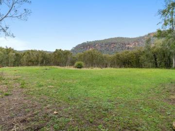 Tuggerah Lake, Jilliby, Wyong Region, Snapper Island