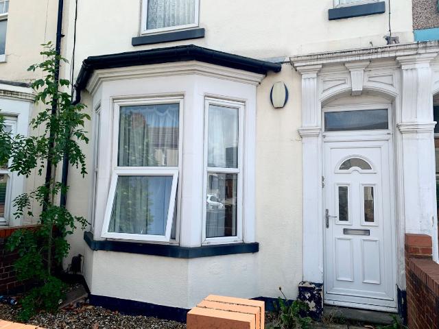 Spencer Bridge Road, Northampton NN5, 2 bed flat to rent, £900 pcm | PrimeLocation