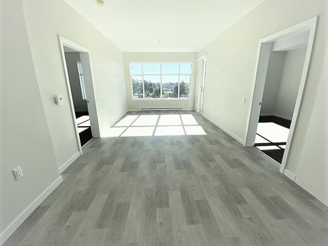 Spencer Close 2 bed 2 bath + den Apartment for Rent