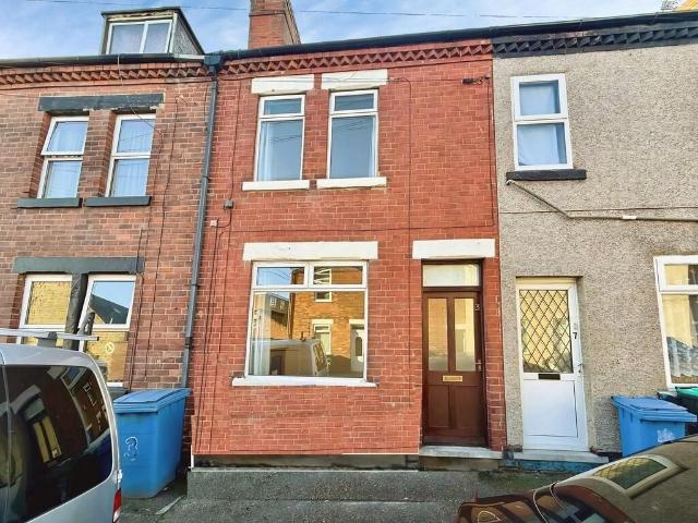 Spencer Street, Mansfield NG18, 2 bed terraced house to rent, £725 pcm | PrimeLocation
