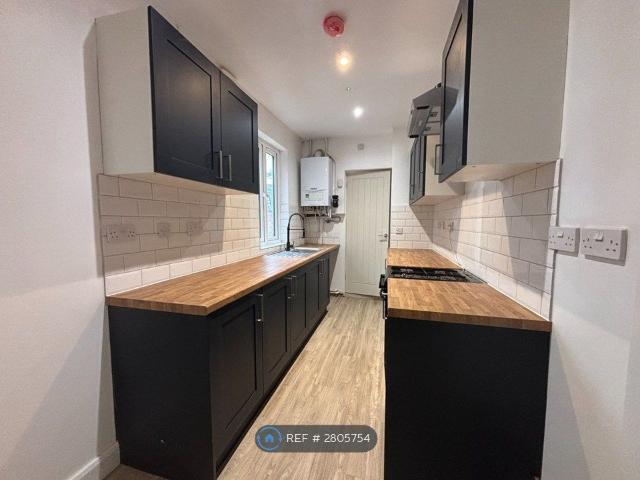 Spencer Street, Oadby, Leicester LE2, 3 bed terraced house to rent, £1,200 pcm | PrimeLocation
