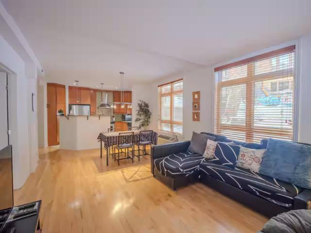 Spendid & Spacious 2BR Suite + Parking