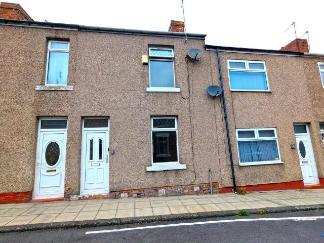 Spennymoor DL16 2 bed terraced house to rent £525 pcm £121 pw
