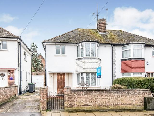 Spenser Road, Bedford, MK40 3 bed semi detached house to rent £1,450 pcm £335 pw