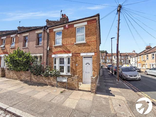 Speranza Street, London SE18, 2 bed end terrace house to rent, £1,750 pcm | PrimeLocation