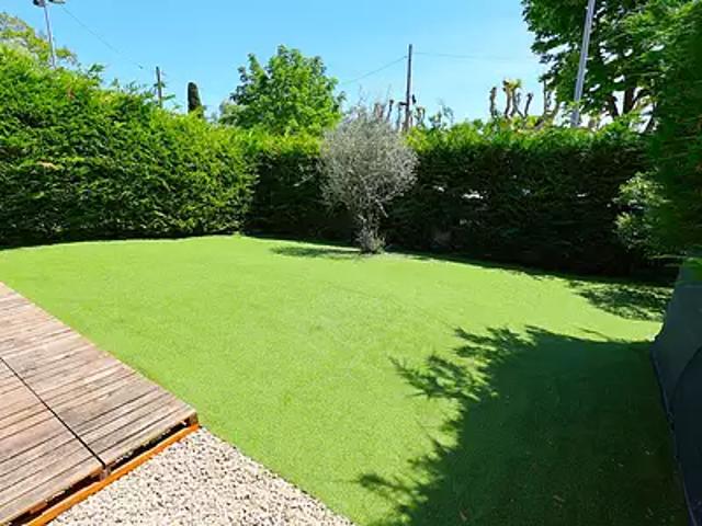 Spéracèdes 06530 Achat / Vente maison 4 pièces t4 au dernier étage terrasse