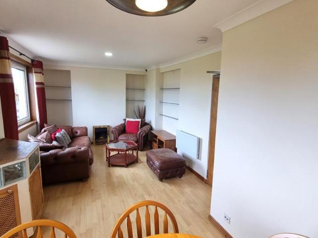 Spital, Old Aberdeen, Aberdeen, AB24 3 bed maisonette to rent £1,275 pcm £294 pw