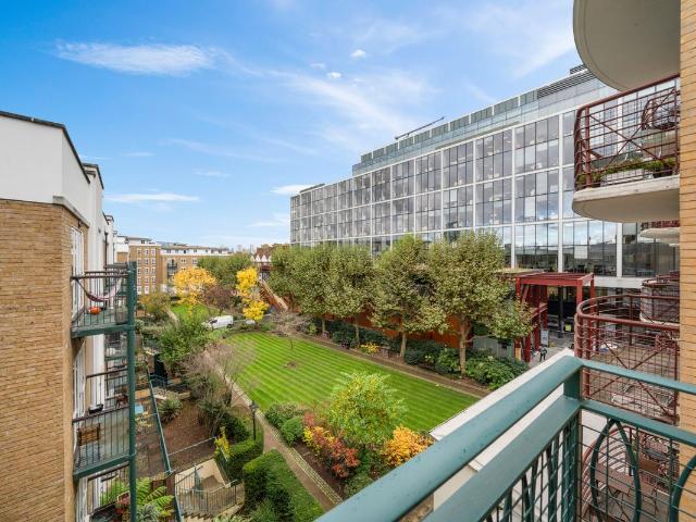 Spital Square, London E1, 2 bed flat to rent, £3,600 pcm | PrimeLocation