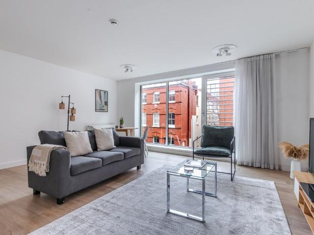 Spitalfields E1, 1 bed flat to rent, £4,450 pcm | PrimeLocation