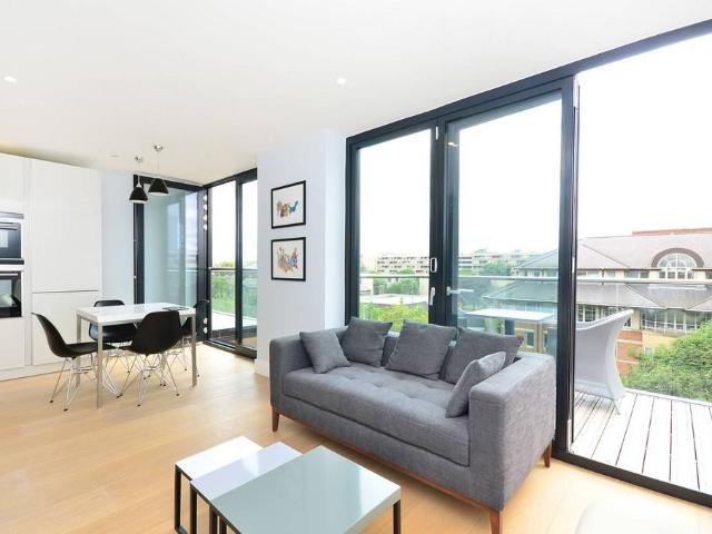 Spitfire Building, King's Cross. 2 bed flat to rent £4,000 pcm £923 pw