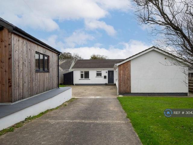 Spittal, Haverfordwest, SA62 4 bed bungalow to rent £3,550 pcm £819 pw