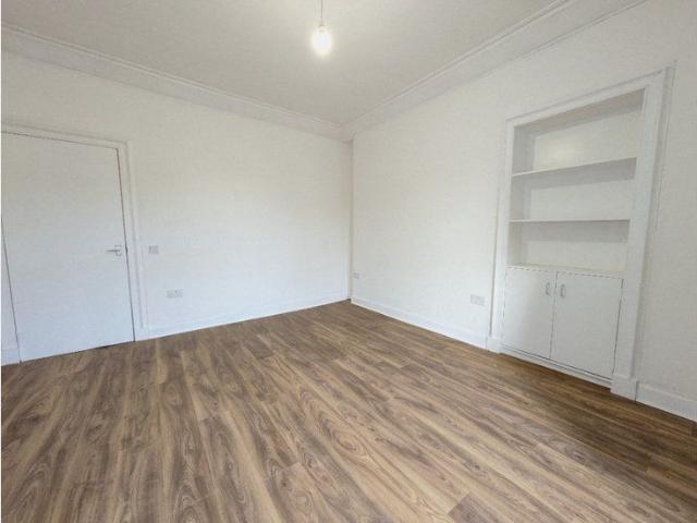 Spittalfield Crescent, Newington, EH8 9QZ
