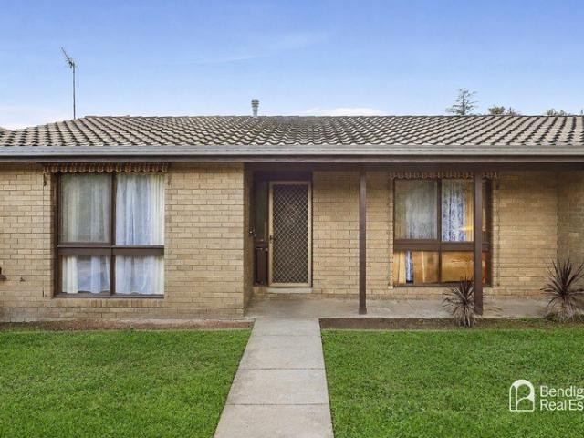 Spic and span townhouse in top location