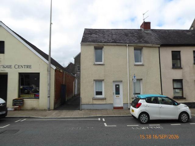 Spillman St, Carmarthen SA31, 3 bed terraced house to rent, £700 pcm | PrimeLocation