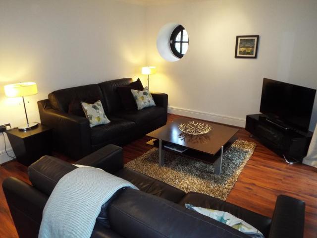 Spillers & Bakers, Cardiff, CF10 2 bed apartment to rent £1,250 pcm £288 pw
