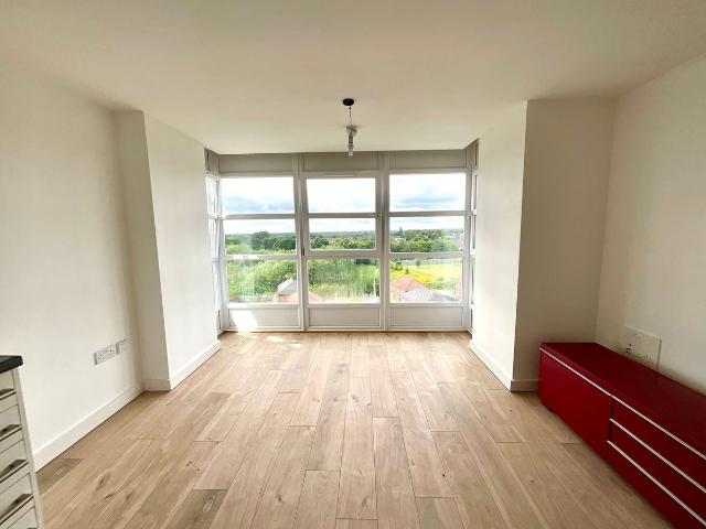 Spindletree Avenue, Freshfields Spindletree Avenue M9, 1 bed flat to rent, £850 pcm | PrimeLocation