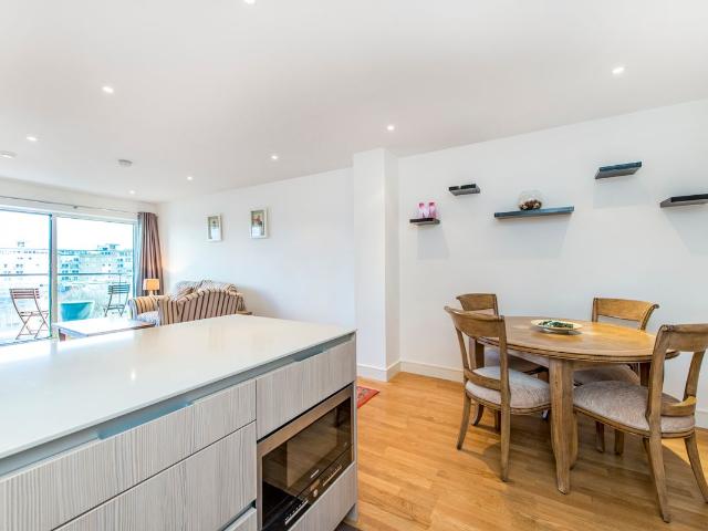 Spinnaker House, Battersea Reach SW18, 2 bed flat to rent, £2,850 pcm | PrimeLocation