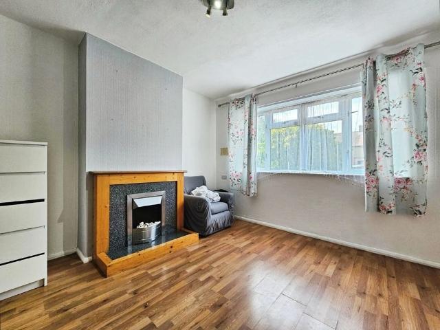 Spinney Drive, Feltham, TW14 8PN