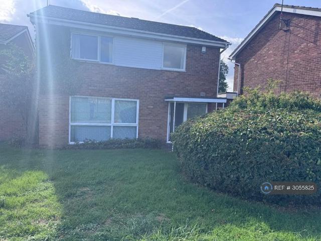 Spinney Walk, Peterborough, PE3 4 bed detached house to rent £1,700 pcm £392 pw