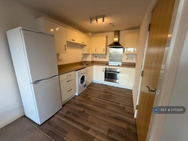Spinner House, Salford, M5 1 bed flat to rent £1,100 pcm £254 pw