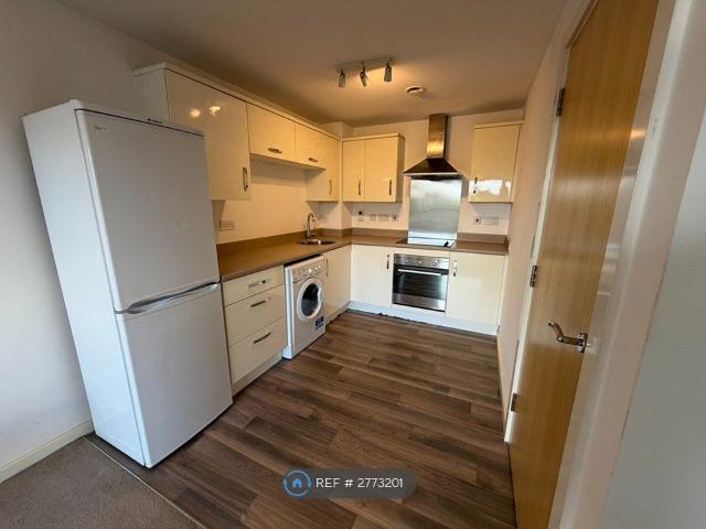 Spinner House, Salford M5, 1 bed flat to rent, £1,100 pcm | PrimeLocation