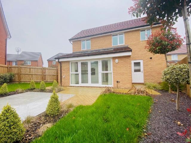Spinners Avenue, Preston, PR5 3 bed house to rent £1,550 pcm £358 pw