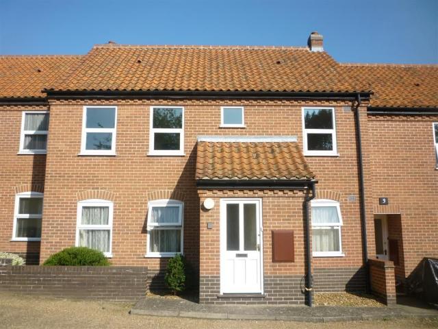 Spinners Lane, Swaffham PE37, 2 bed flat to rent, £800 pcm | PrimeLocation