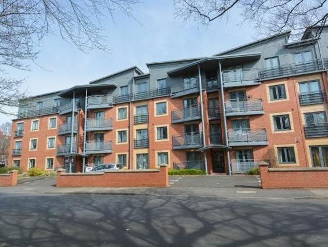Spire Court, Manor Road, Edgbaston B16, 2 bed flat to rent, £1,000 pcm | PrimeLocation