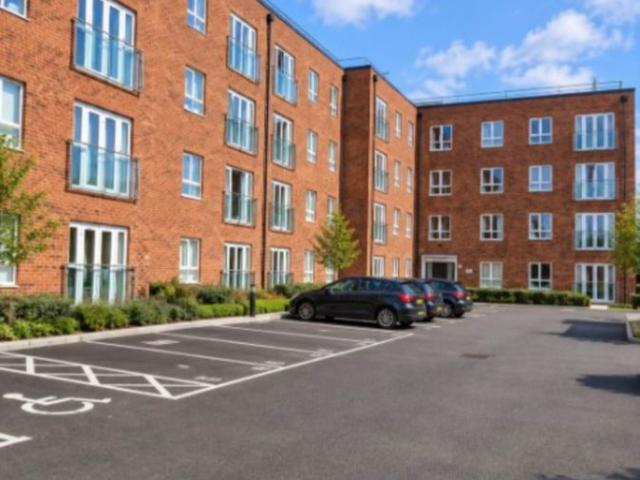 Spires View, Warrington WA1, 2 bed flat to rent, £850 pcm | PrimeLocation