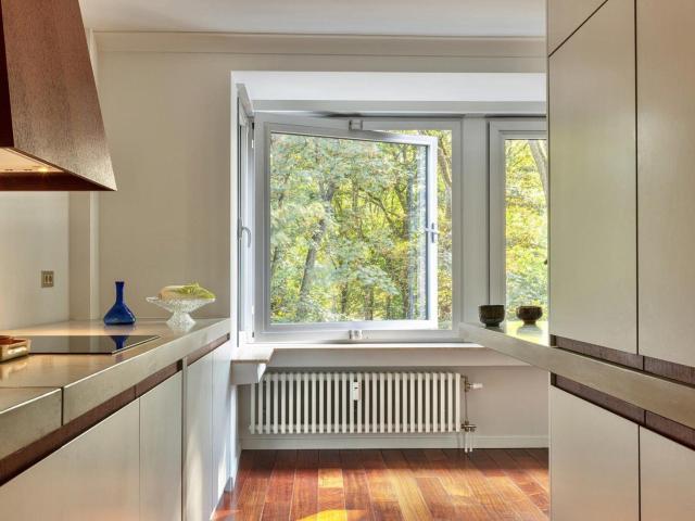 Splendid apartment renovated by an interior architect