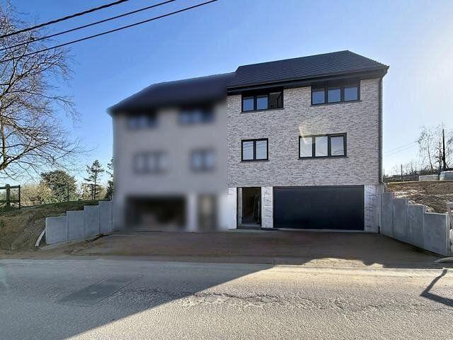 Splendid new house ideally located