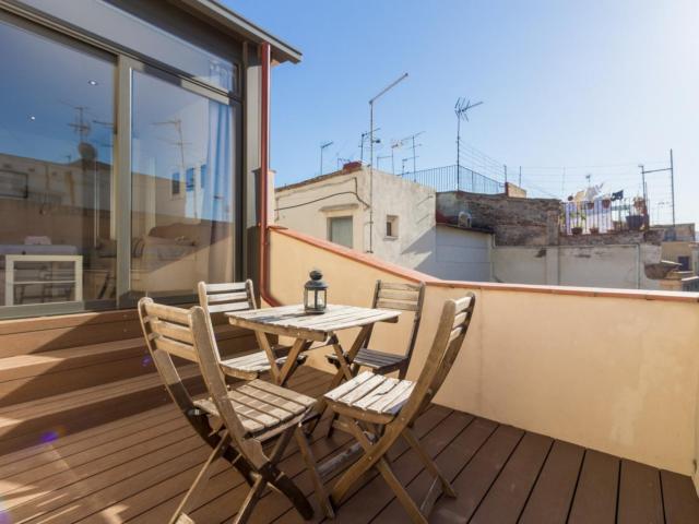 Splendid studio with a terrace, in central Sant Pere, Santa Caterina i la Ribera