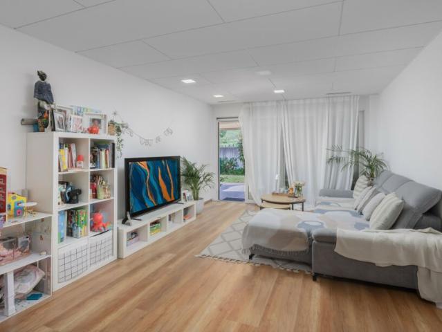 SPLENDIDO 4.5 LOCALI CON GIARDINO PRIVATO A LUGANO FIGINO