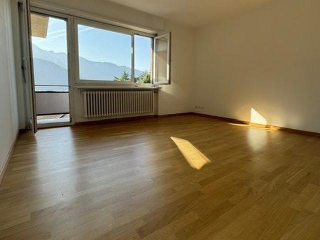 Splendido appartamento di 4.5 locali con vista lago a Melide