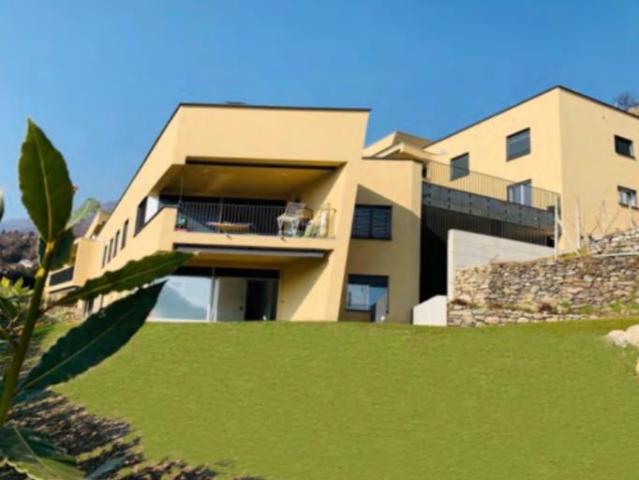 Splendido appartamento 3.5 locali con vista panoramica sul lago
