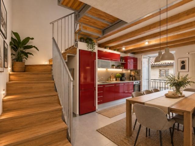 Splendida casa ristrutturata nel nucleo Melide con 4.5 locali