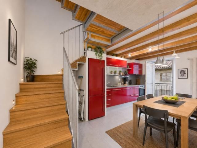 Splendida casa ristrutturata nel nucleo Melide con 4.5 locali