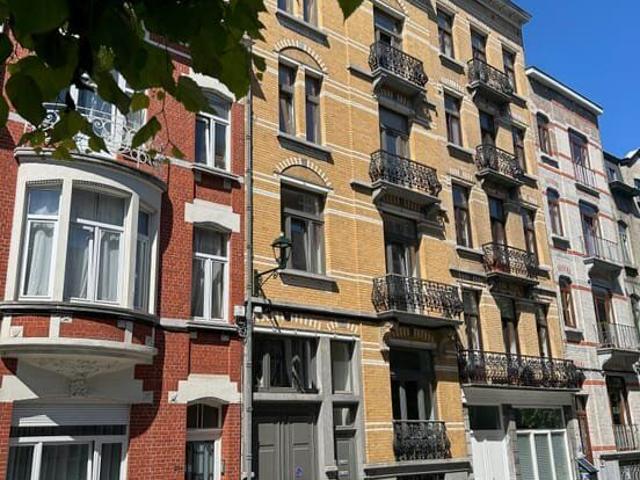 Splendide Apt Lumineux 2CH 103 M2 + Terr. SO de 8 M2
