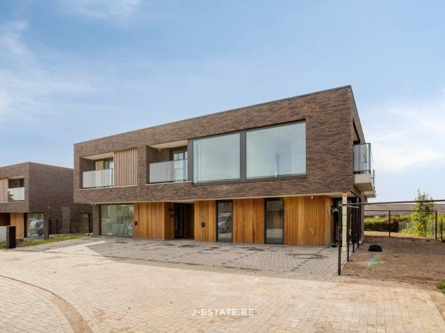 Splendide appartement neuf au RDC à proximité du Bois Ficha